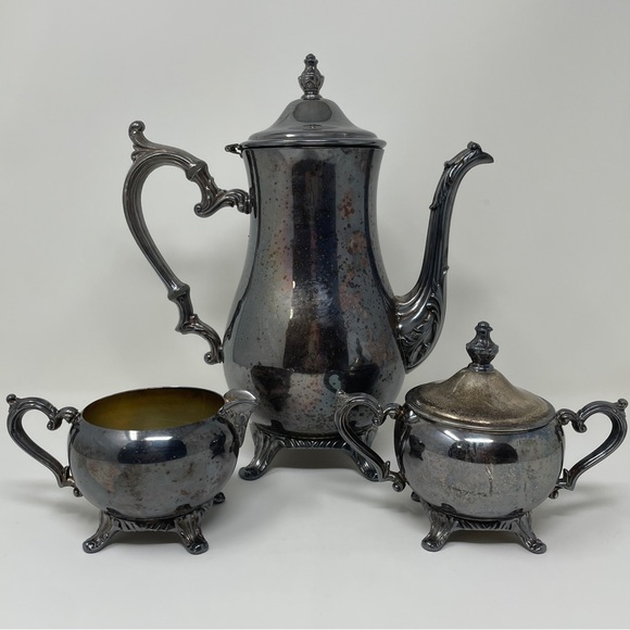 Antique WM Rogers 800 Silver Plate Footed Coffee Tea Pot, Creamer Serving Set - Picture 5 of 16